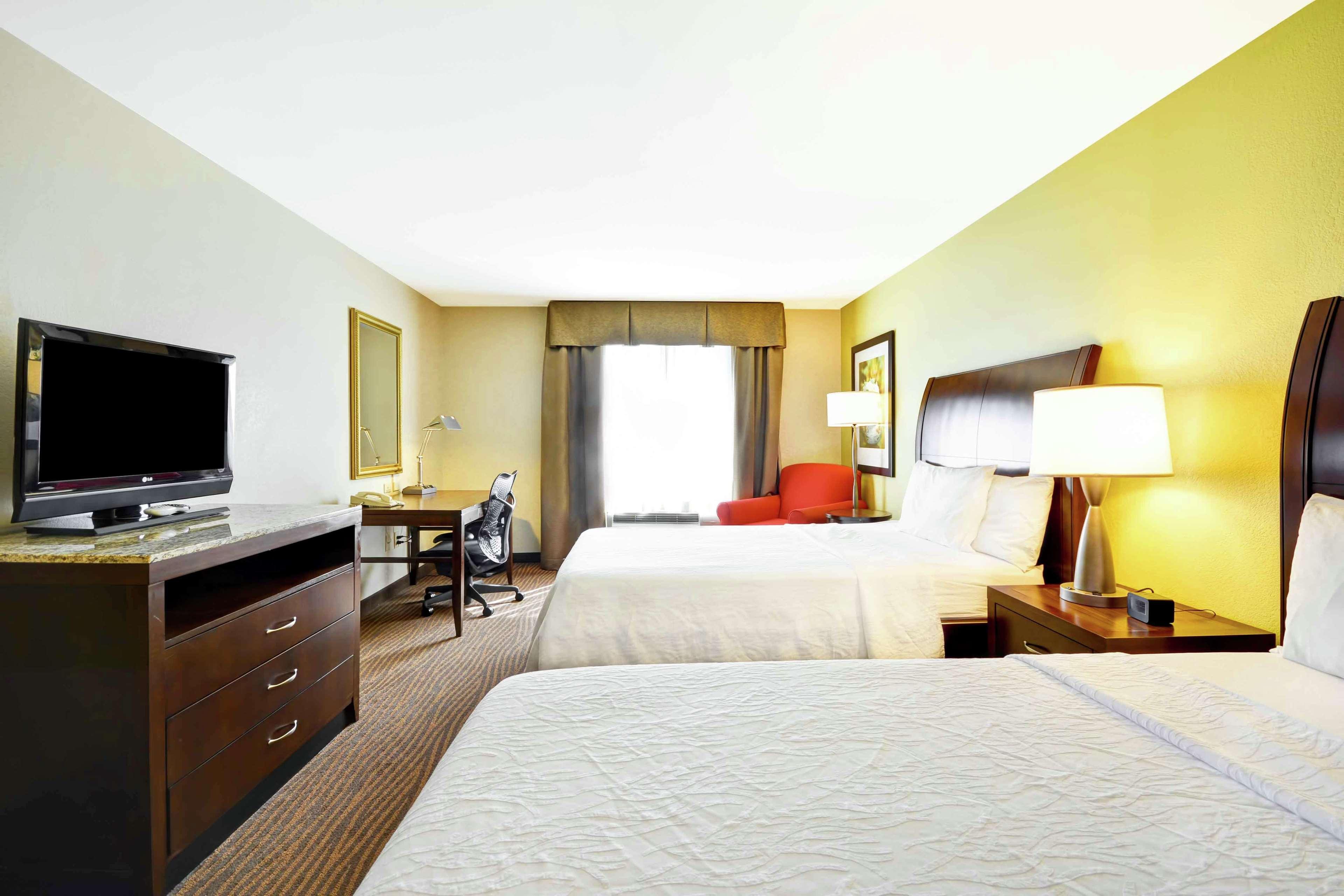 Hilton Garden Inn Fort Myers Zewnętrze zdjęcie