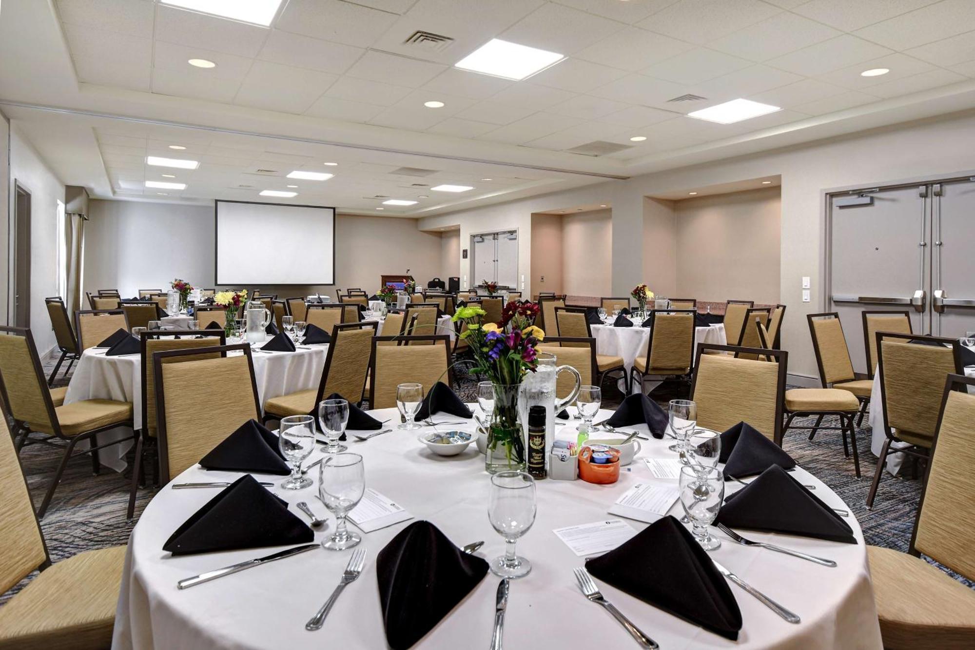 Hilton Garden Inn Fort Myers Zewnętrze zdjęcie