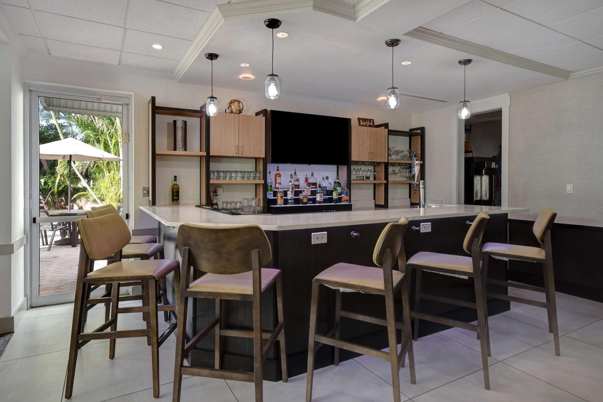 Hilton Garden Inn Fort Myers Zewnętrze zdjęcie